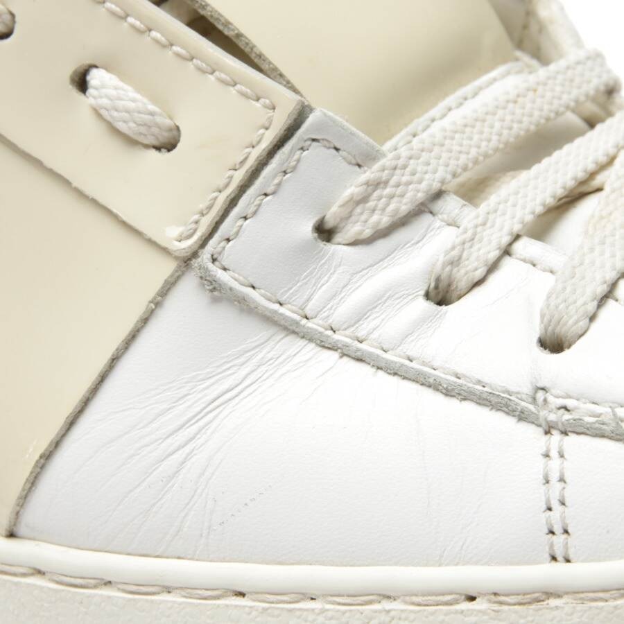 Image 6 of Rockstud Sneakers EUR38 White in color White | Vite EnVogue