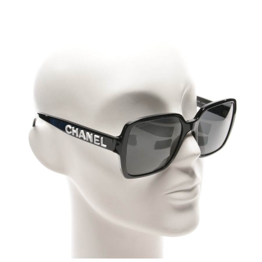 Image 2 of 5408 Sunglasses Black in color Black | Vite EnVogue