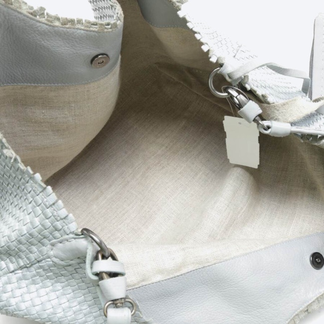 Image 5 of Handbag Silver in color Metallic | Vite EnVogue