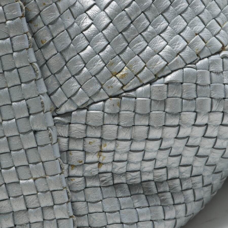 Image 7 of Handbag Silver in color Metallic | Vite EnVogue