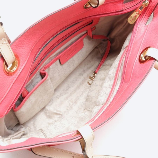 Image 3 of Shoulder Bag Pink in color Pink | Vite EnVogue