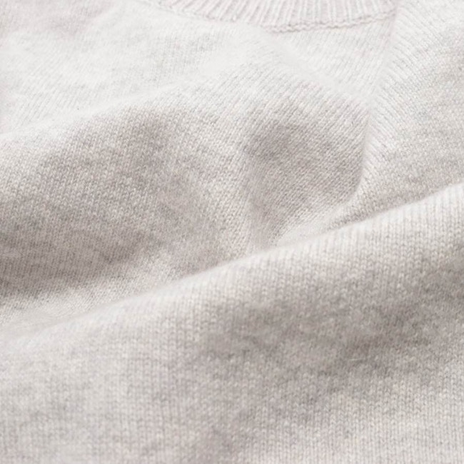 Image 3 of Cashmere Top M Light Gray in color Gray | Vite EnVogue
