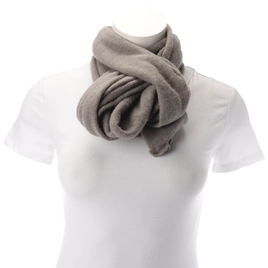 Image 1 of Cashmere Shawl Gray in color Gray | Vite EnVogue