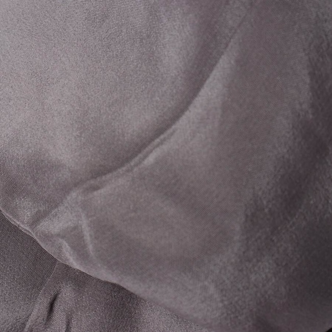 Bild 2 von Seidenschal Grau in Farbe Grau | Vite EnVogue