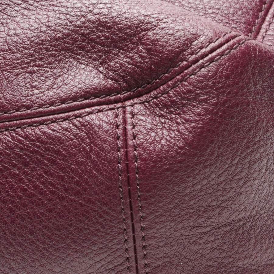 Image 4 of Shoulder Bag Darkmagenta in color Purple | Vite EnVogue