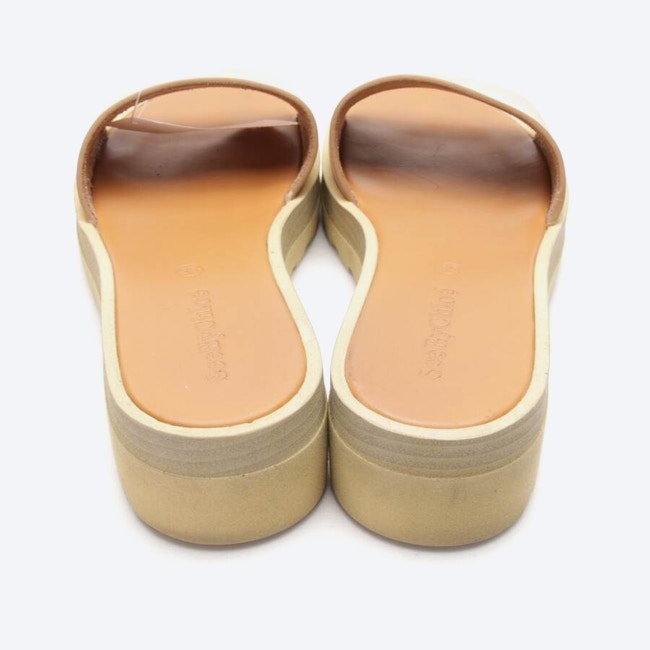 Image 3 of Sandals EUR 35 Peach in color Yellow | Vite EnVogue