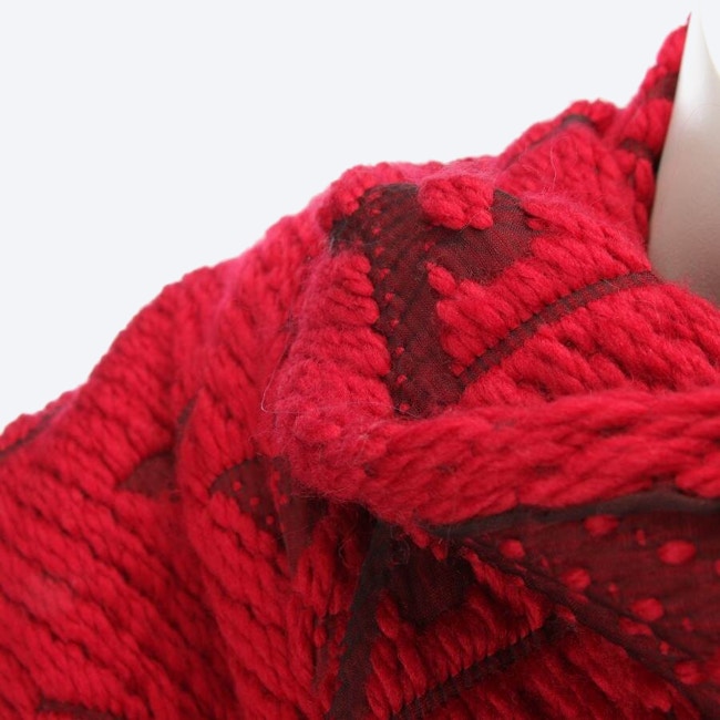 Image 2 of Shawl Bordeaux in color Red | Vite EnVogue