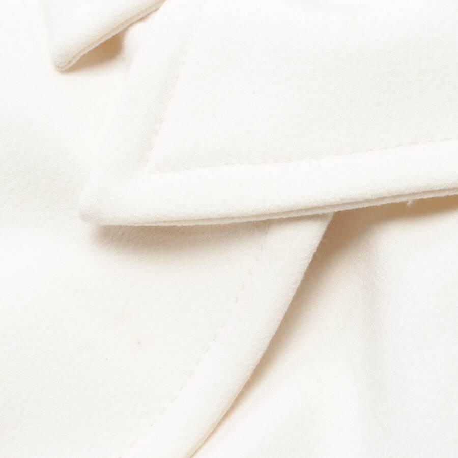 Image 3 of Blazer 34 Cream in color White | Vite EnVogue