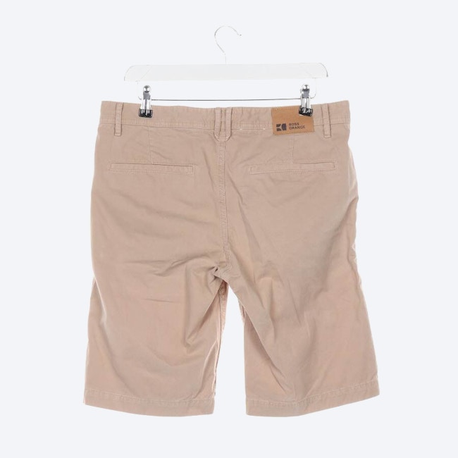 Image 2 of Shorts W32 Beige in color White | Vite EnVogue