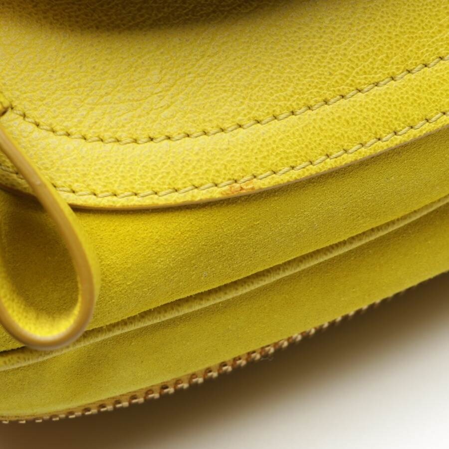 Bild 7 von Schultertasche Gelb in Farbe Gelb | Vite EnVogue
