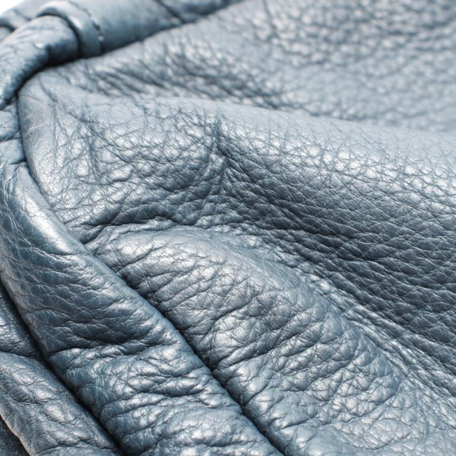 Bild 4 von Schultertasche Hellblau in Farbe Blau | Vite EnVogue
