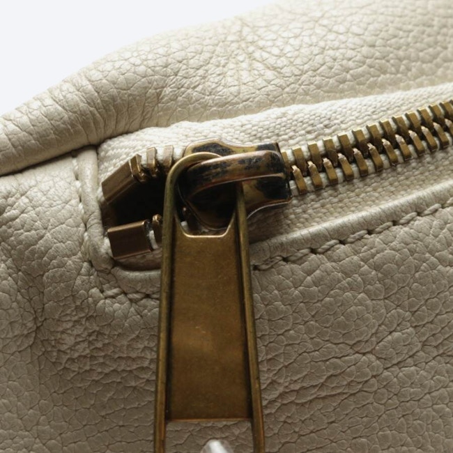 Image 10 of Belt Bag Beige in color White | Vite EnVogue