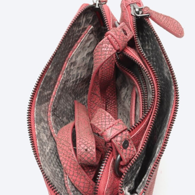 Bild 3 von Schultertasche Himbeere in Farbe Rosa | Vite EnVogue