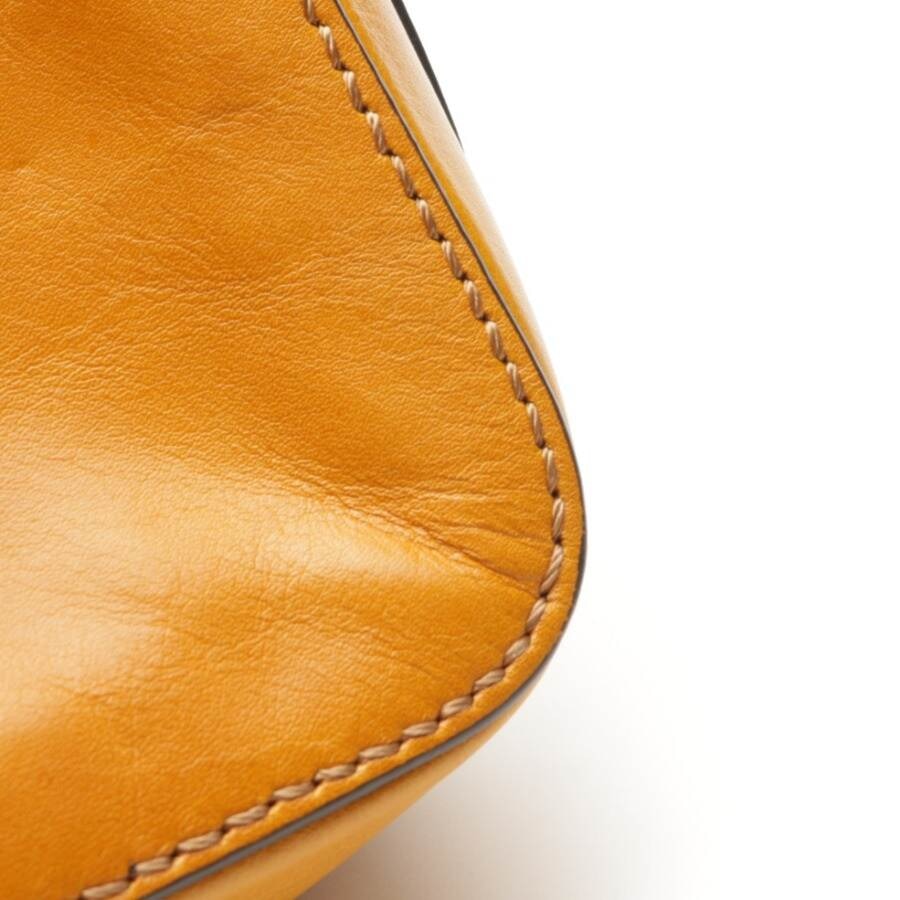 Image 4 of Shoulder Bag Orange in color Orange | Vite EnVogue