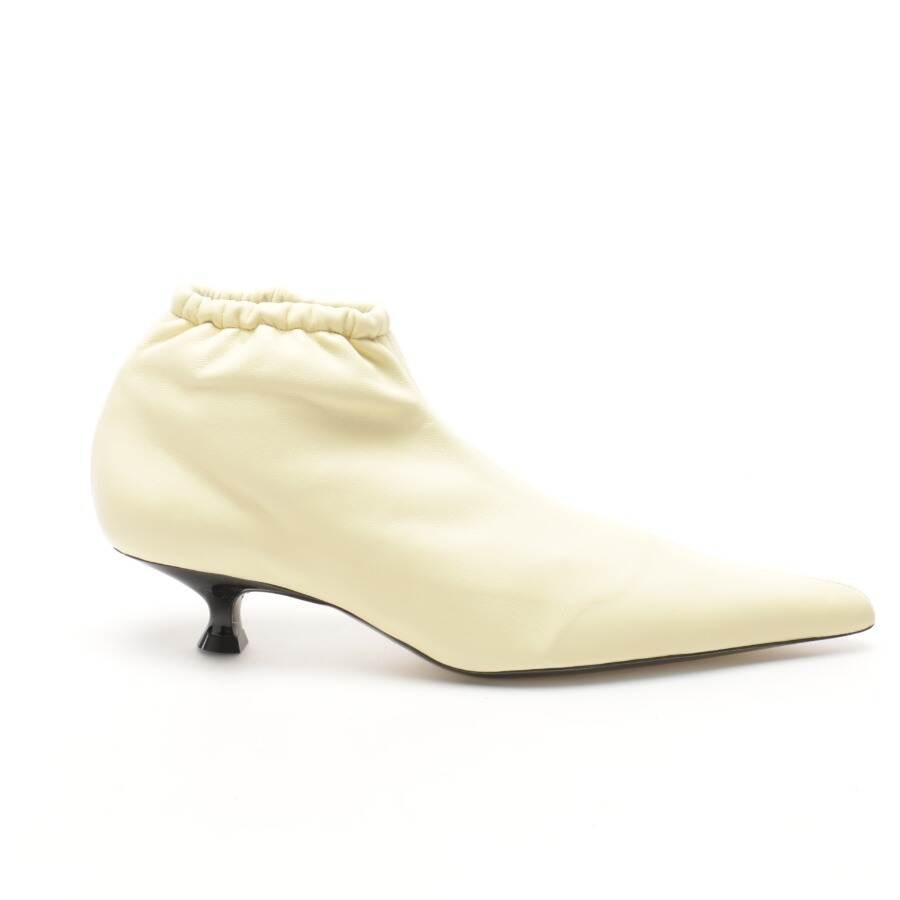 Image 1 of Ankle Boots EUR 39 Pastel Yellow in color Yellow | Vite EnVogue