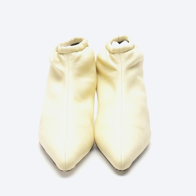 Image 2 of Ankle Boots EUR 39 Pastel Yellow in color Yellow | Vite EnVogue