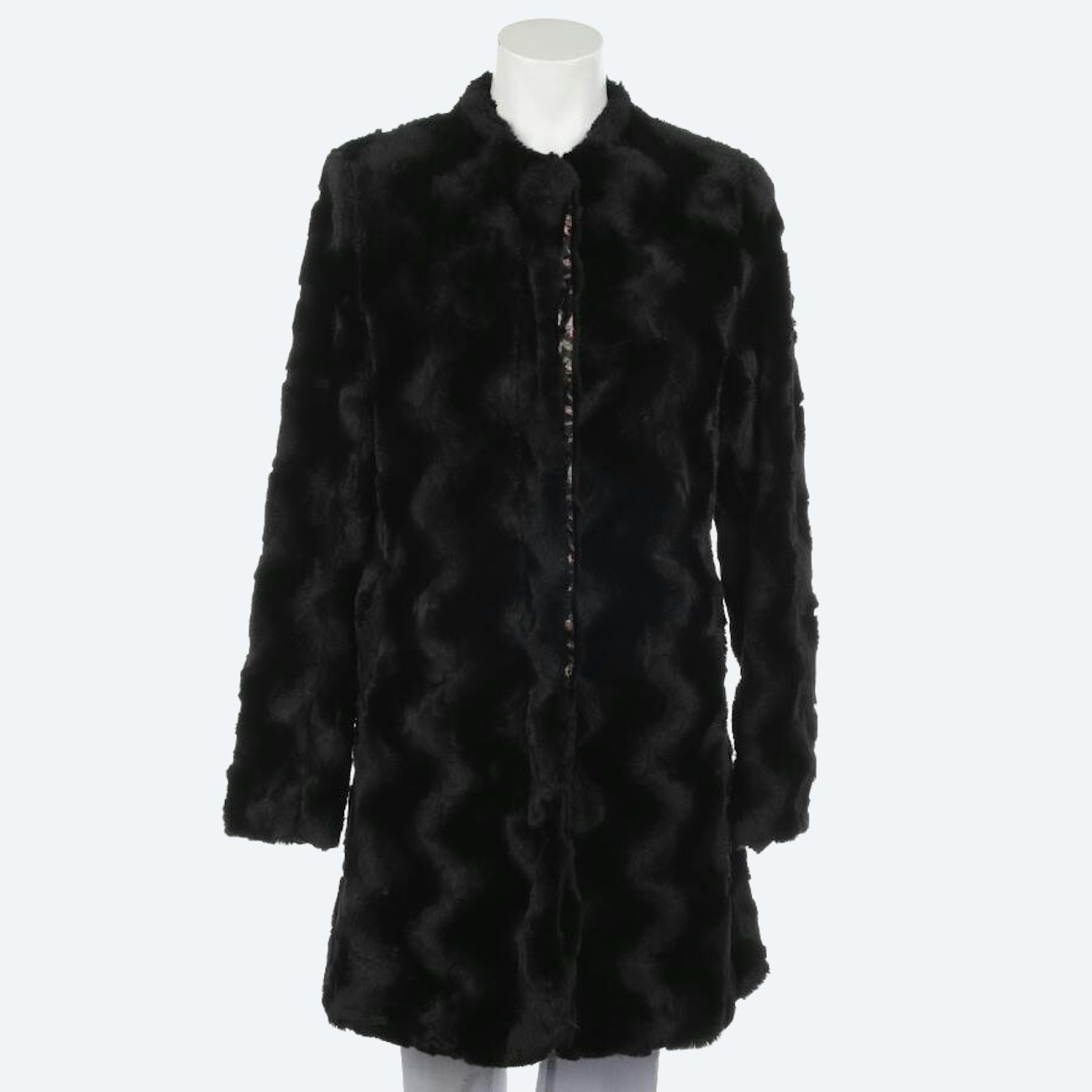 Image 1 of Winter Coat 38 Black in color Black | Vite EnVogue