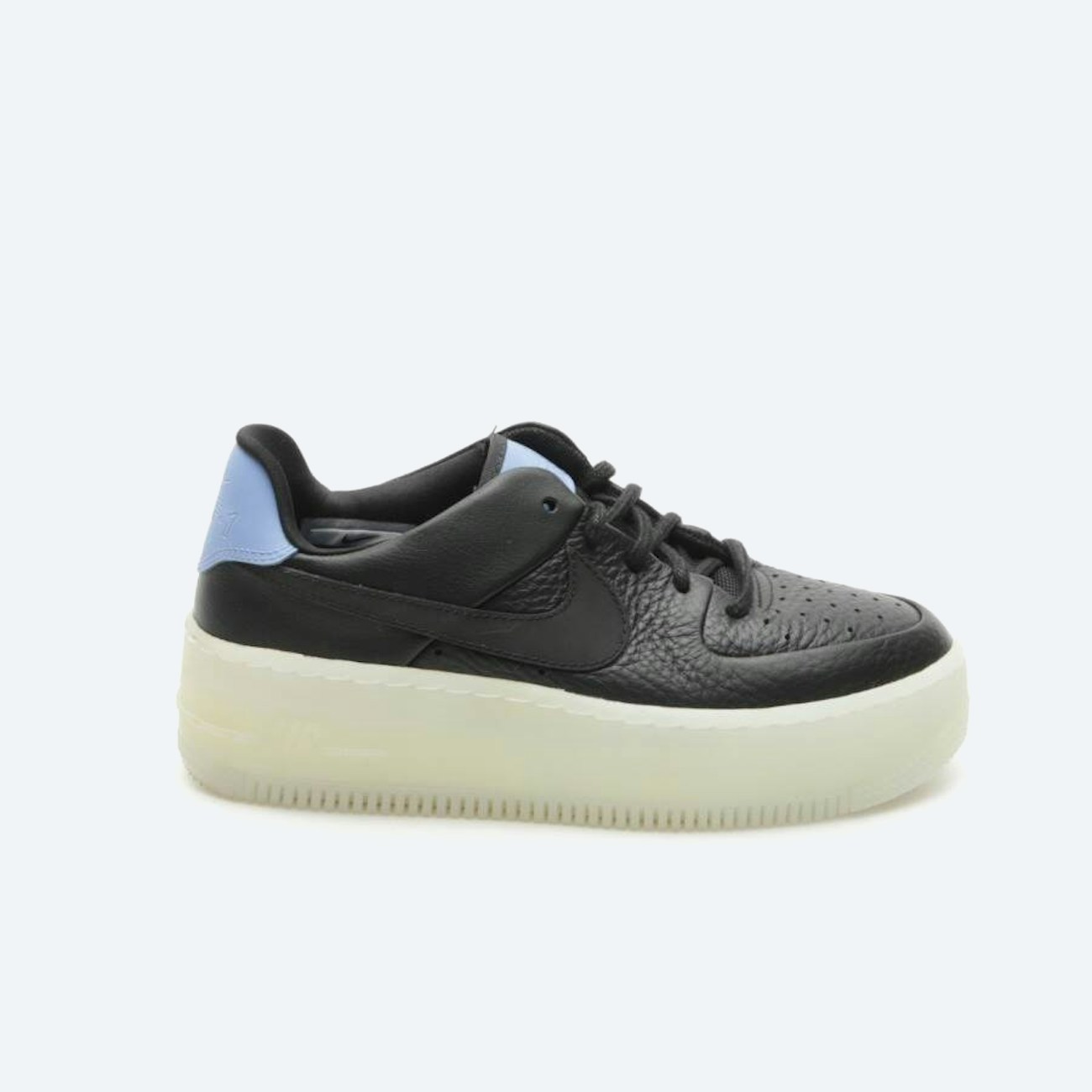 Image 1 of Air Max Sneakers EUR 35.5 Black in color Black | Vite EnVogue