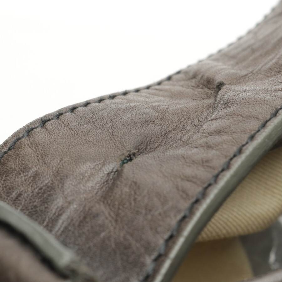 Image 10 of Shoulder Bag Gray in color Gray | Vite EnVogue