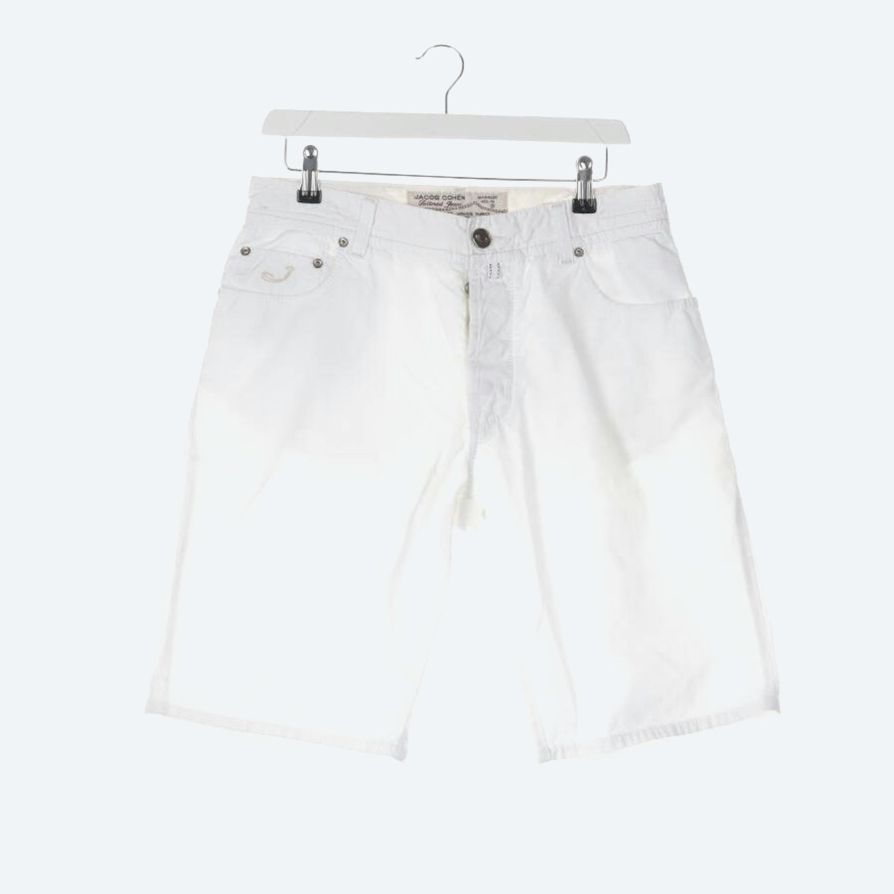 Image 1 of Shorts W34 White in color White | Vite EnVogue