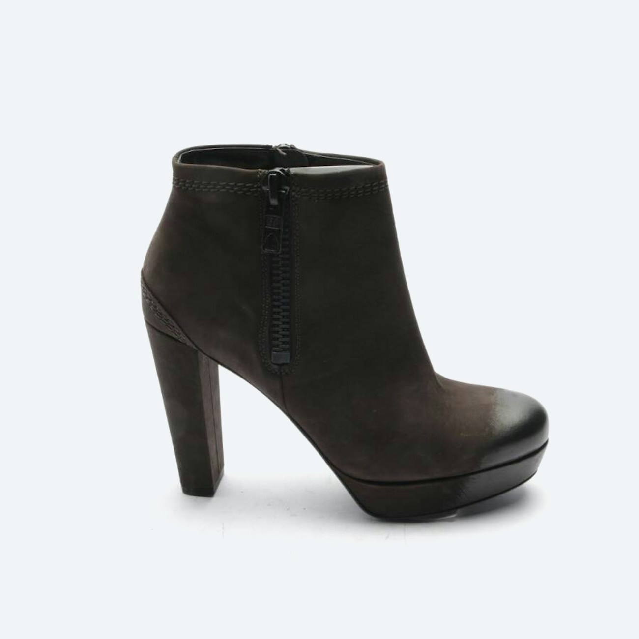 Image 1 of Ankle Boots EUR 41 Dark Brown in color Brown | Vite EnVogue