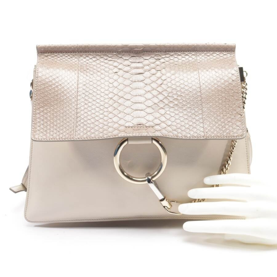 Image 4 of Faye medium Shoulder Bag Beige in color White | Vite EnVogue