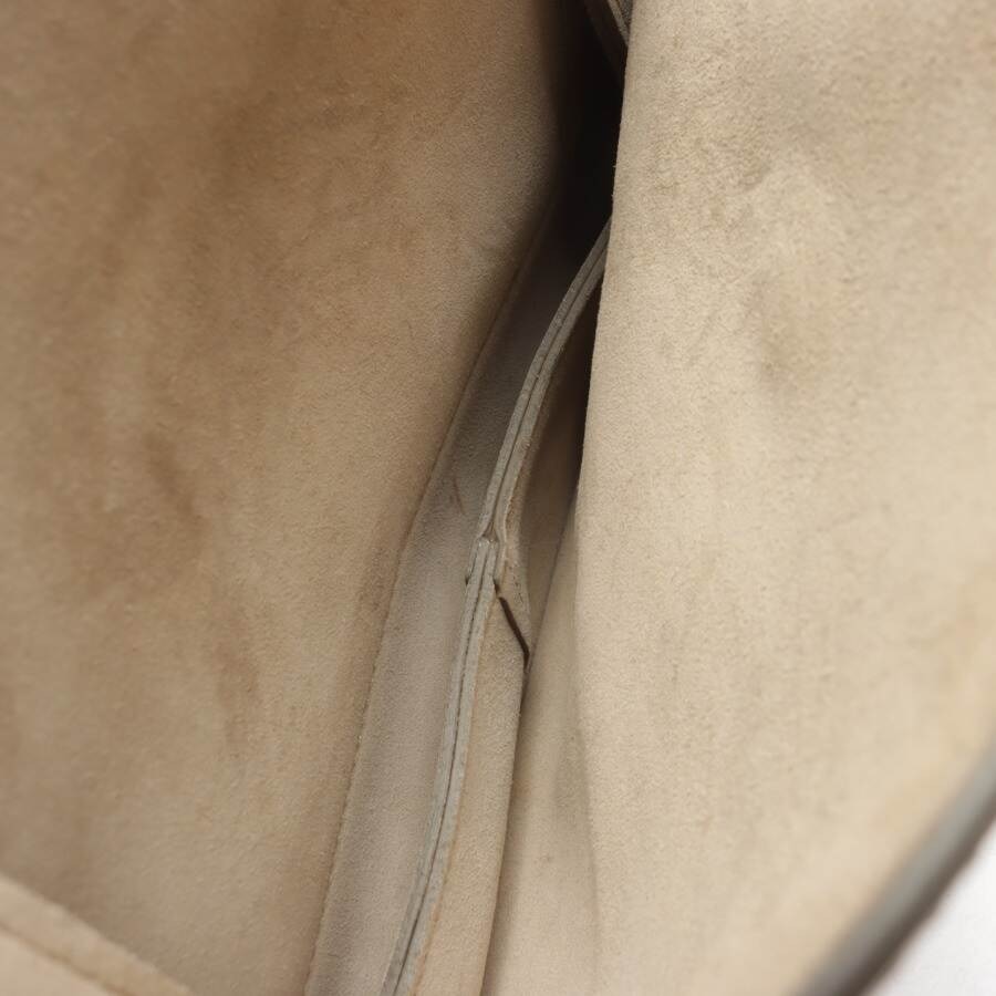 Image 5 of Faye medium Shoulder Bag White in color White | Vite EnVogue