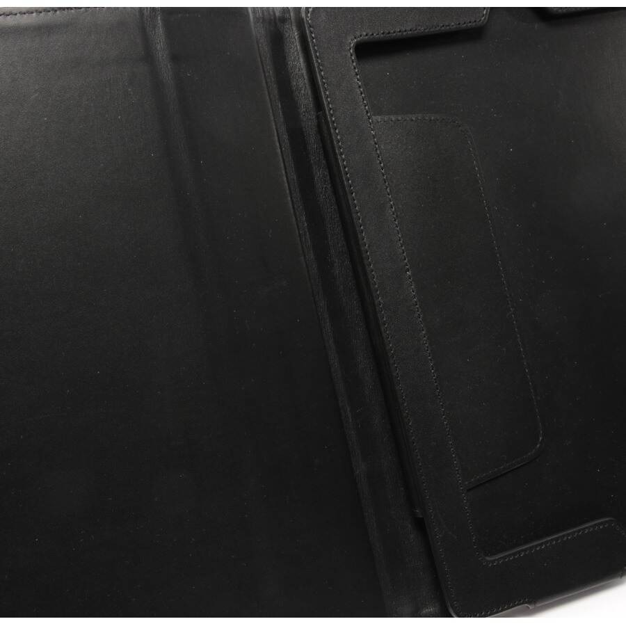 Image 2 of iPad Case Air Black in color Black | Vite EnVogue