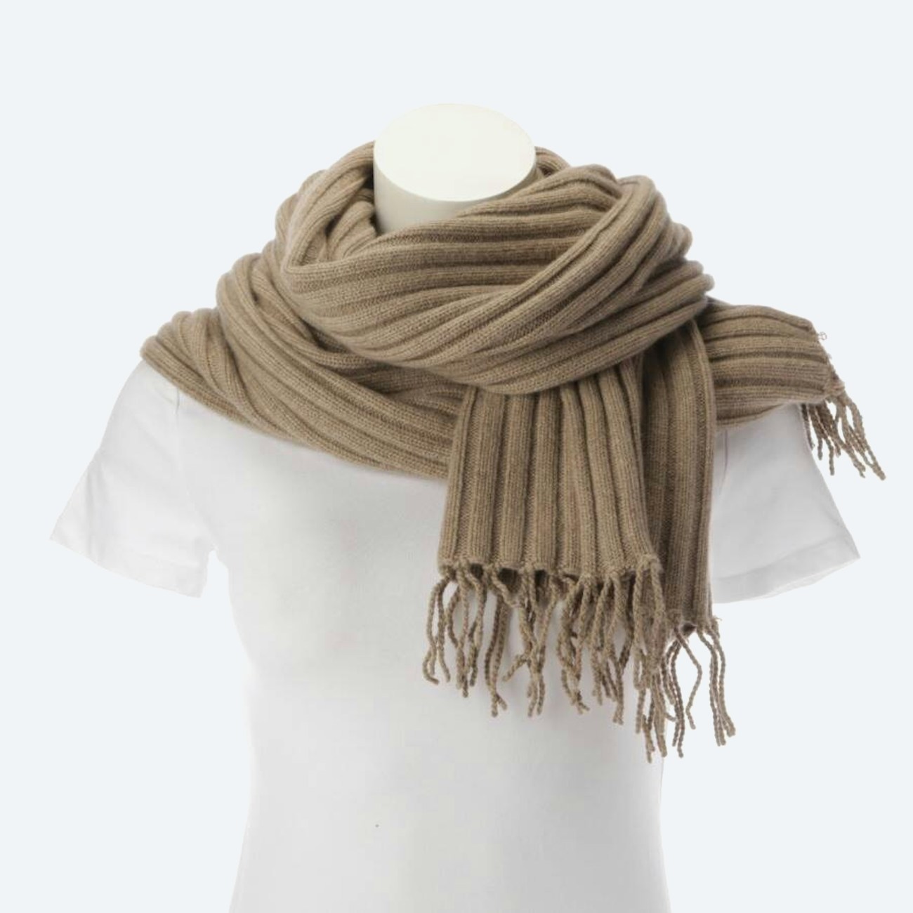 Image 1 of Cashmere Shawl Beige in color White | Vite EnVogue