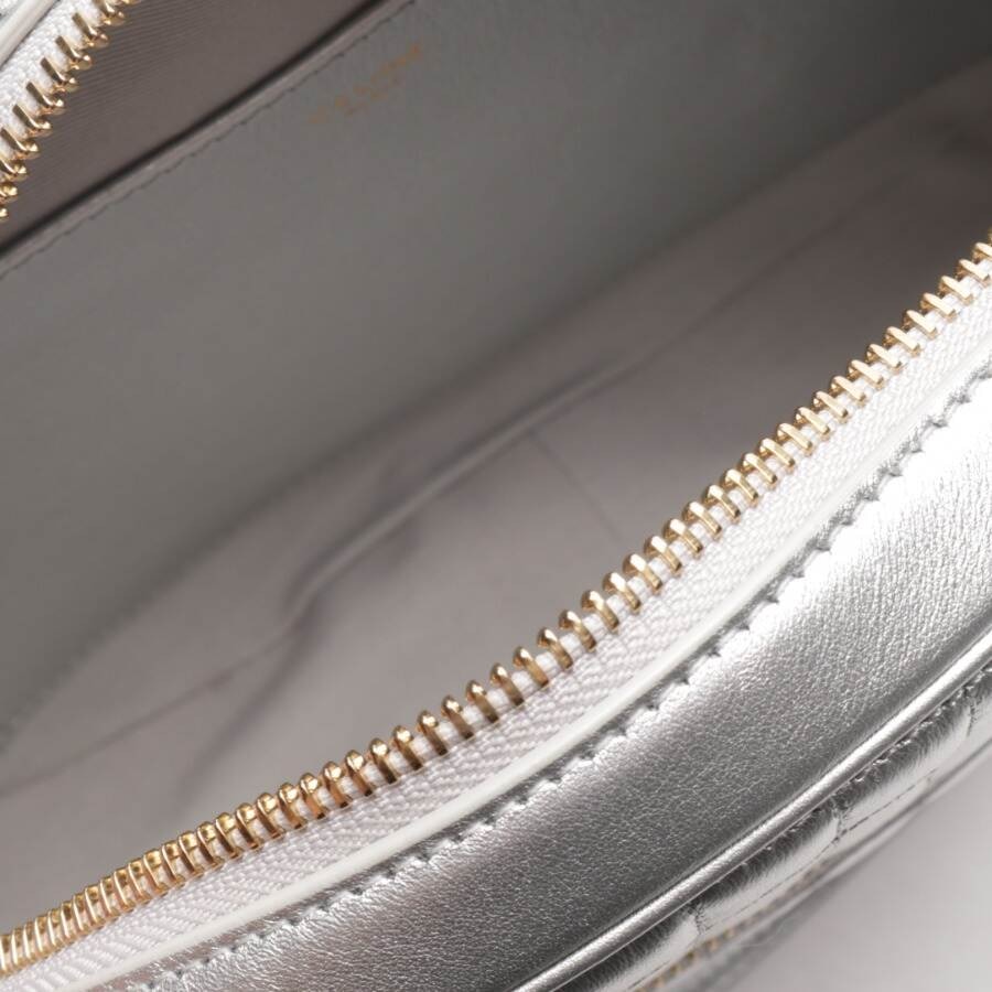 Bild 5 von Camera Quilted Bag Medium Schultertasche Silber in Farbe Metallic | Vite EnVogue