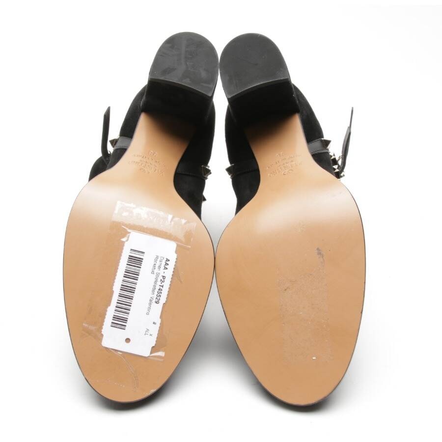 Image 4 of Rockstud Ankle Boots EUR38 Black in color Black | Vite EnVogue
