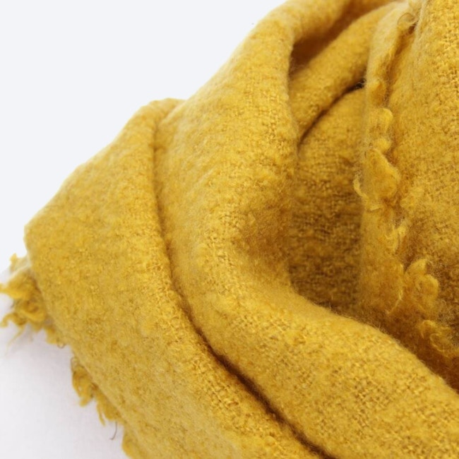 Image 2 of Shawl Pastel Yellow in color Yellow | Vite EnVogue