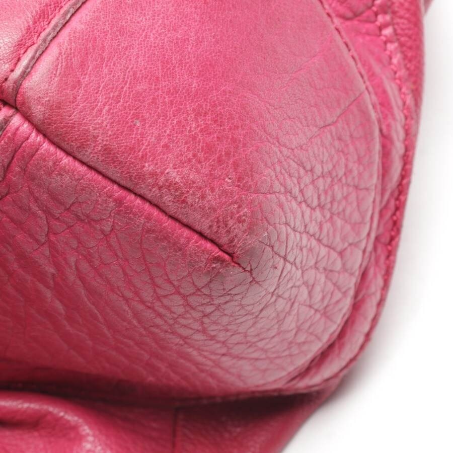 Bild 6 von Schultertasche Himbeere in Farbe Rosa | Vite EnVogue
