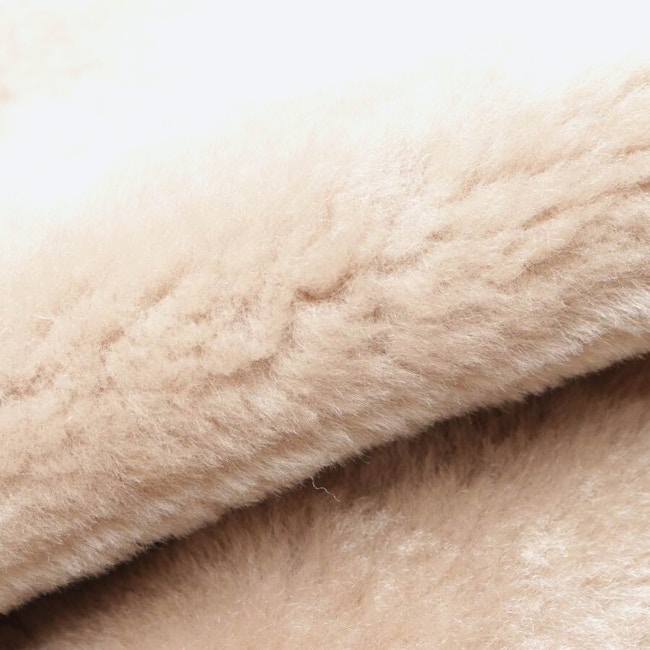 Image 4 of Fur Coat S Camel in color Brown | Vite EnVogue