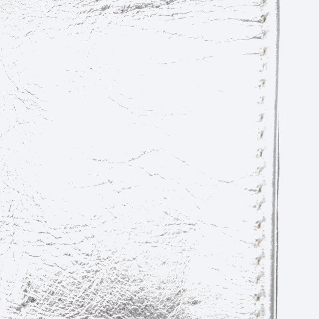 Image 7 of Shoulder Bag Silver in color Metallic | Vite EnVogue