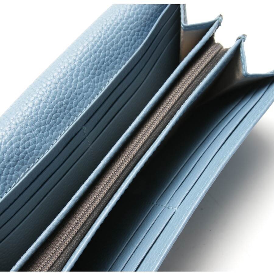 Image 2 of Wallet Light Blue in color Blue | Vite EnVogue