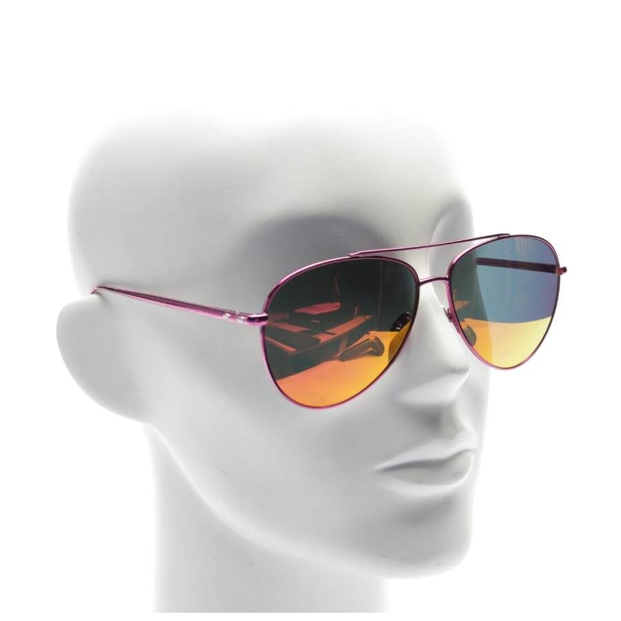 Image 2 of IM0011 Sunglasses Pink in color Pink | Vite EnVogue