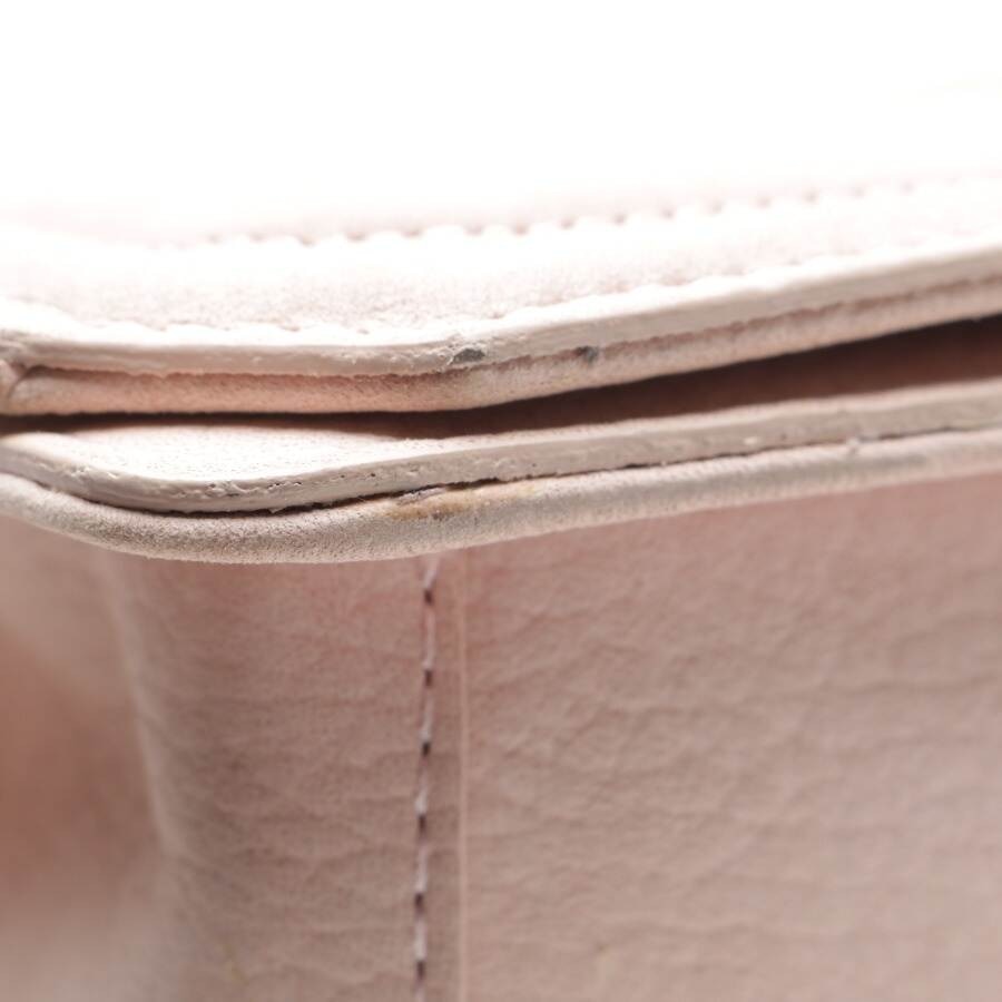 Image 6 of Crossbody Bag Light Pink in color Pink | Vite EnVogue