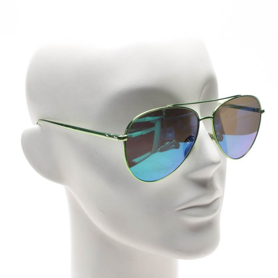 Image 2 of M0011 Sunglasses Green in color Green | Vite EnVogue