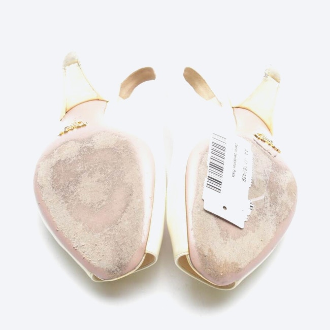 Image 4 of Heeled Sandals EUR 39 Cream in color White | Vite EnVogue