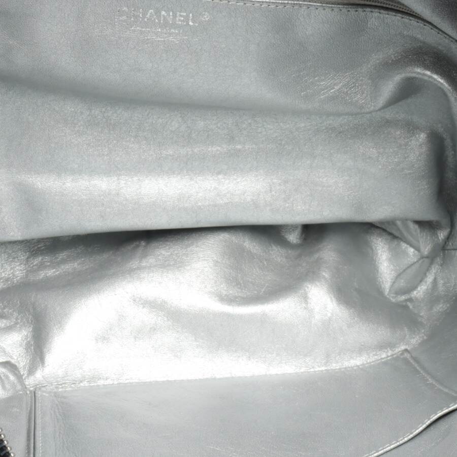 Image 5 of Hobo Chain Bag Caviar Leather Shoulder Bag Black in color Black | Vite EnVogue