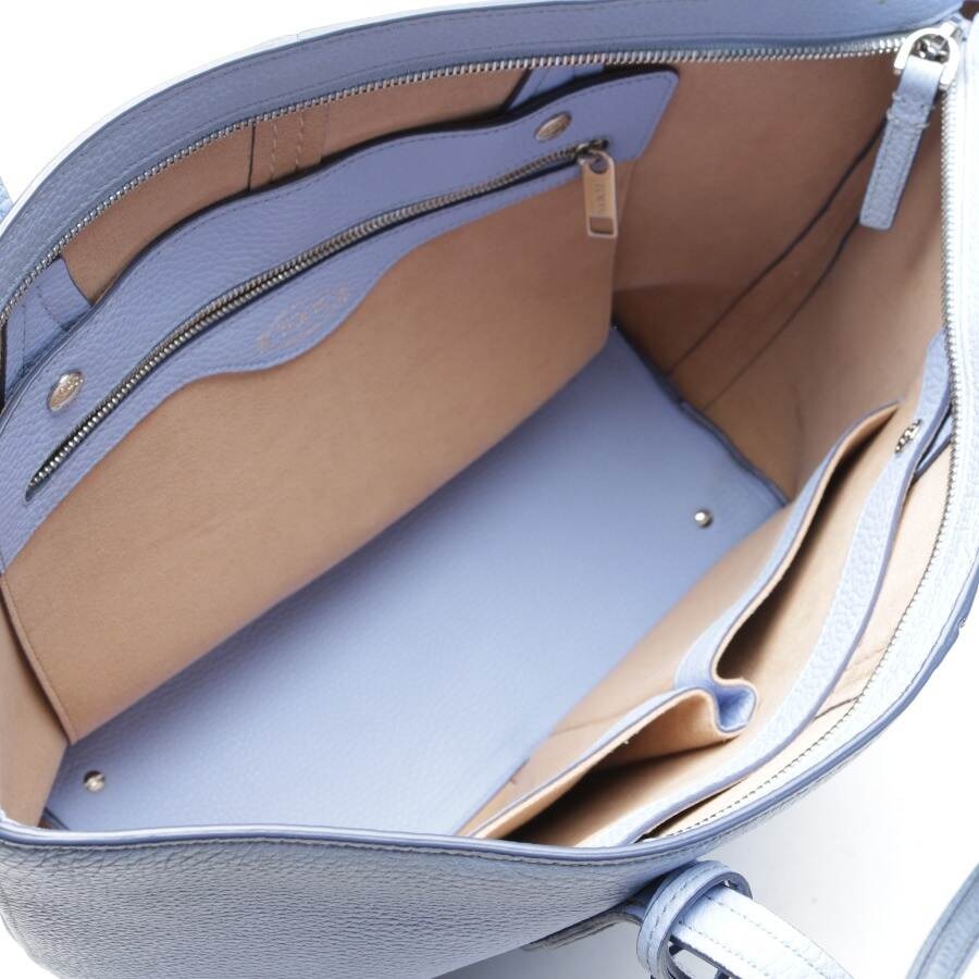 Image 5 of Shoulder Bag Light Blue in color Blue | Vite EnVogue
