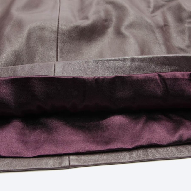 Image 3 of Leather Skirt 40 Purple in color Purple | Vite EnVogue