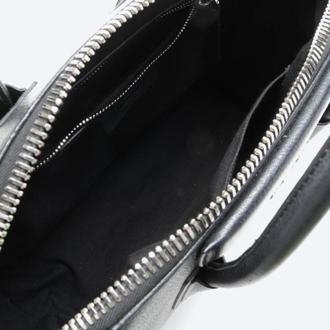 Image 5 of Antigona Medium Handbag Black in color Black | Vite EnVogue