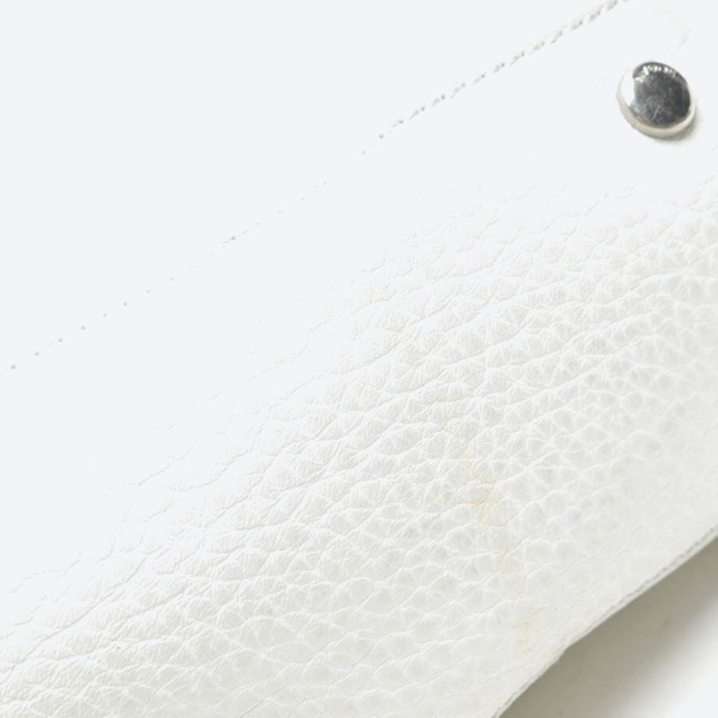 Image 9 of Shoulder Bag White in color White | Vite EnVogue