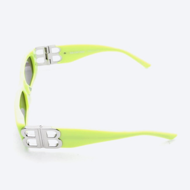 Image 3 of BB0096 Sunglasses Neon Yellow in color Neon | Vite EnVogue