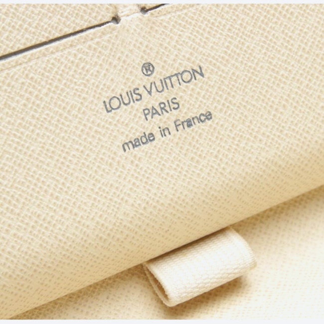 Image 3 of Wallet White in color White | Vite EnVogue