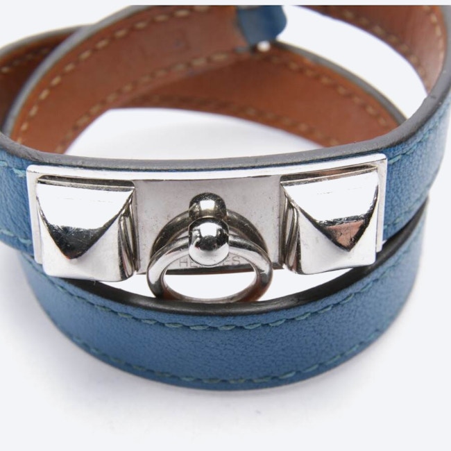 Image 2 of Bracelet Blue in color Blue | Vite EnVogue