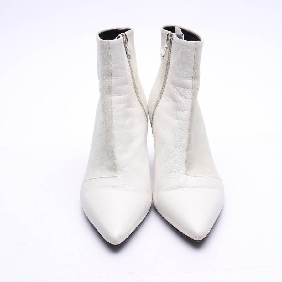Image 2 of Ankle Boots EUR 36.5 White in color White | Vite EnVogue