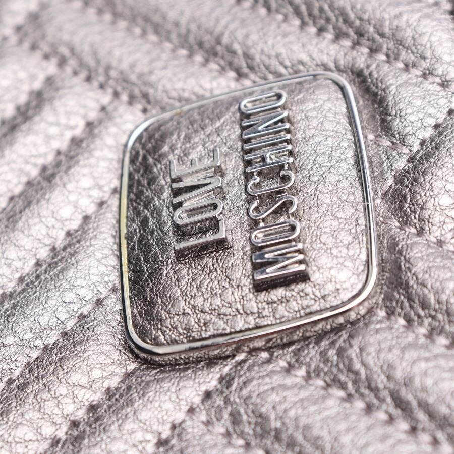 Image 4 of Crossbody Bag Silver in color Metallic | Vite EnVogue
